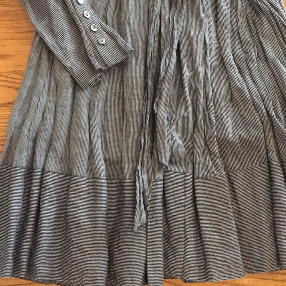 Dress - Picture 6 of 7